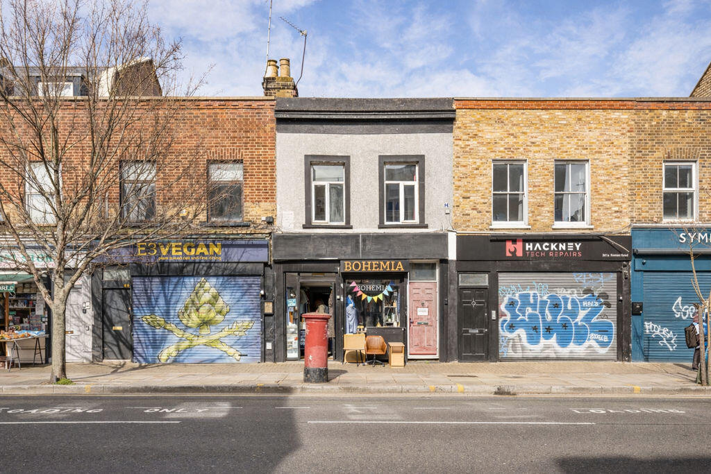 Main image of property: Roman Road, Bow