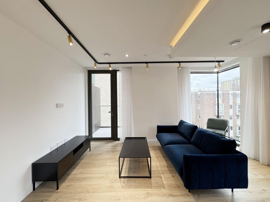 Main image of property: Vermont House, 250 City Road, Islington, London, EC1V
