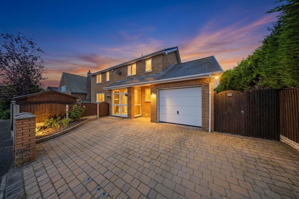 Main image of property: Bleasdale Close, Aughton, L39