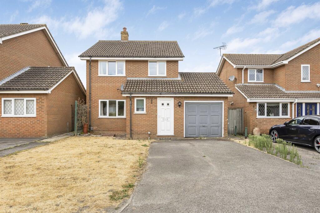 Main image of property: Blackwater Rise, Calcot, Reading