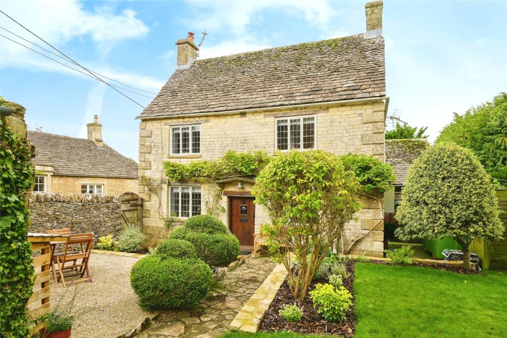 Main image of property: The Hill, Shilton, OX18 4AG