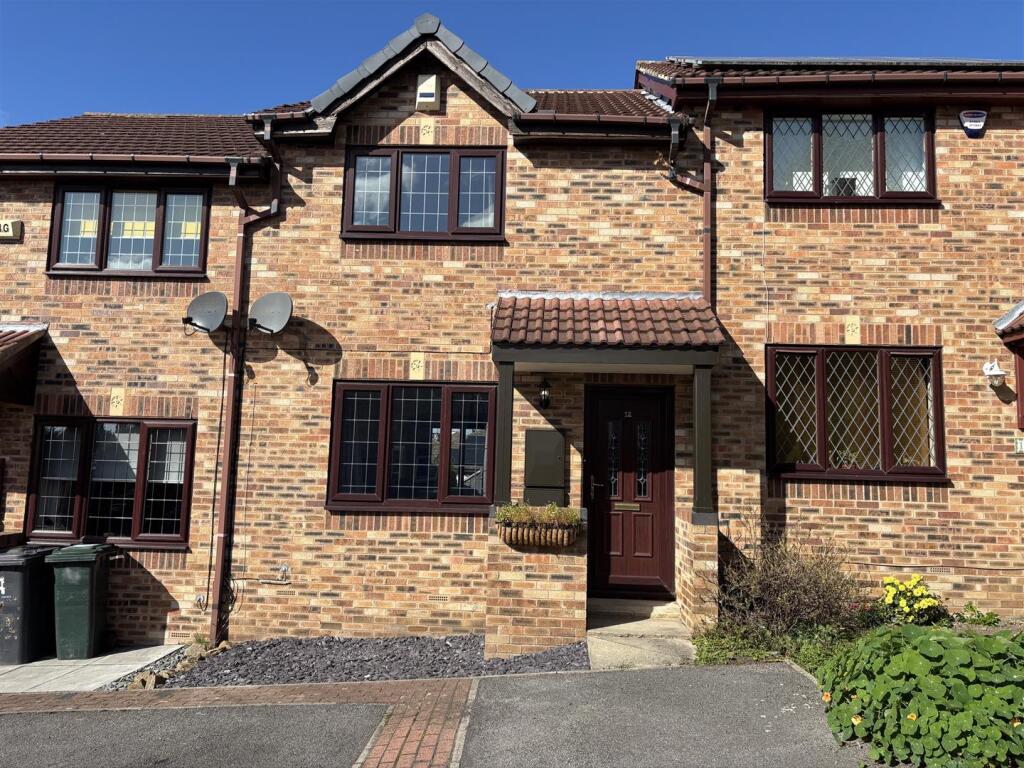 Main image of property: Castle Hill View, Heckmondwike