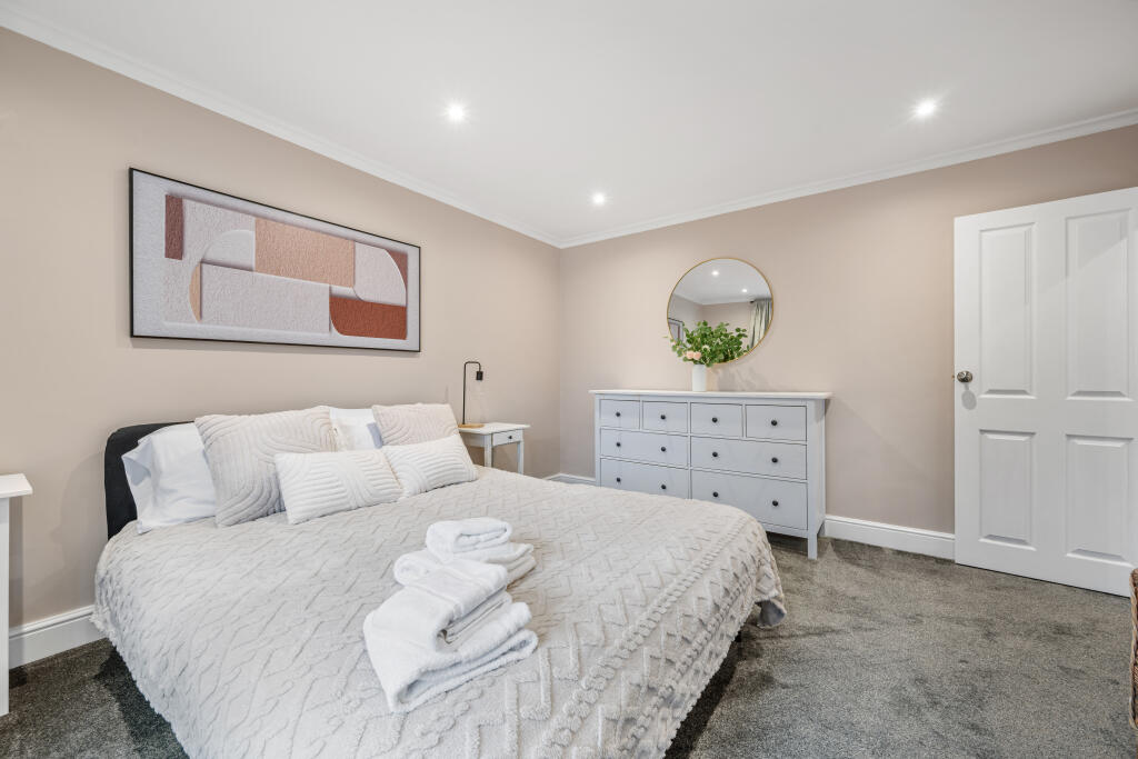 Main image of property: Webster Gardens, London, W5