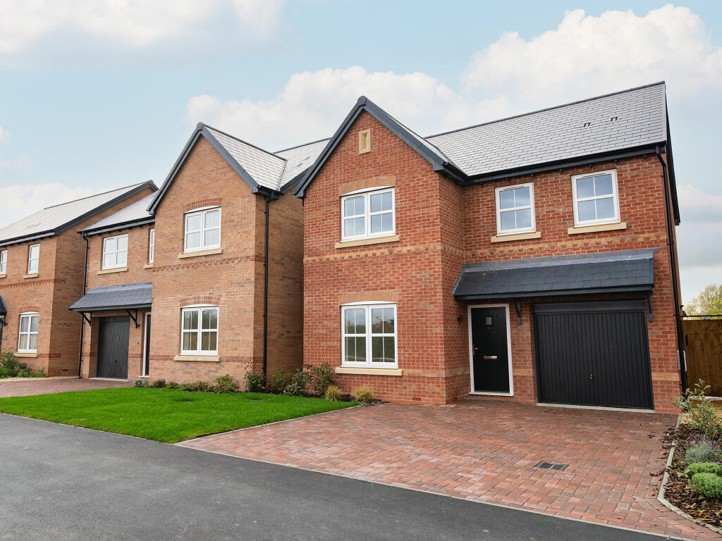Main image of property: Fiddington Lane, Ashchurch, Tewkesbury, Gloucestershire,
GL20 7BG