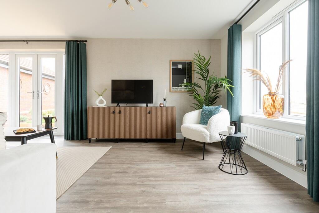 Main image of property: Bramcote Grange, Wentworth Drive, Nuneaton, Warwickshire, CV11 6NX
