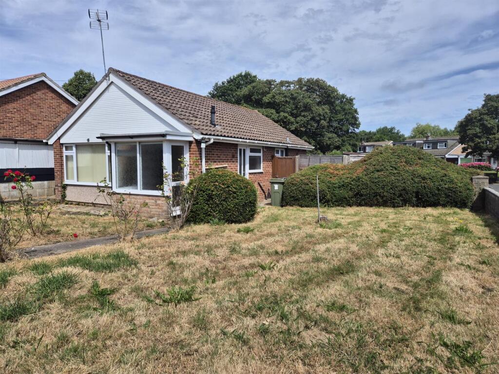 Main image of property: Meadow Drive, Locking, Weston-Super-Mare