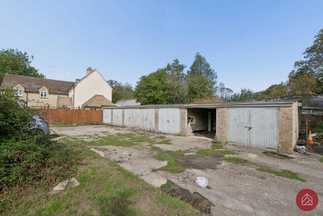 Courtyard &amp; Garages