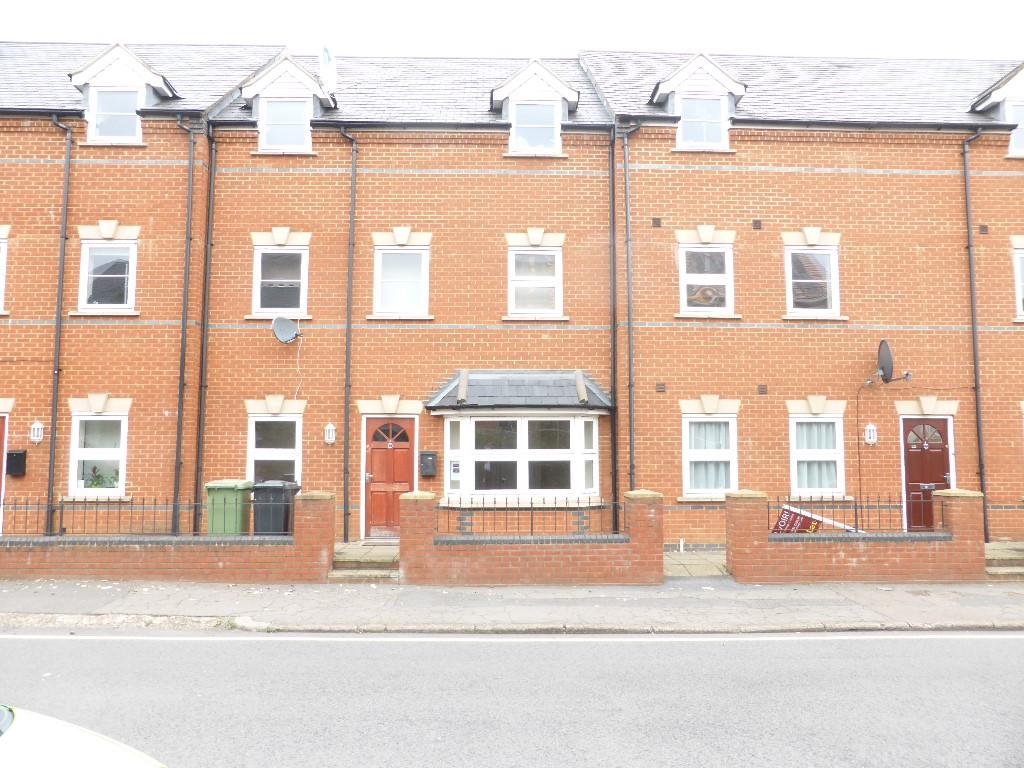 Main image of property: Park Road, Wellingborough, Northamptonshire, NN8