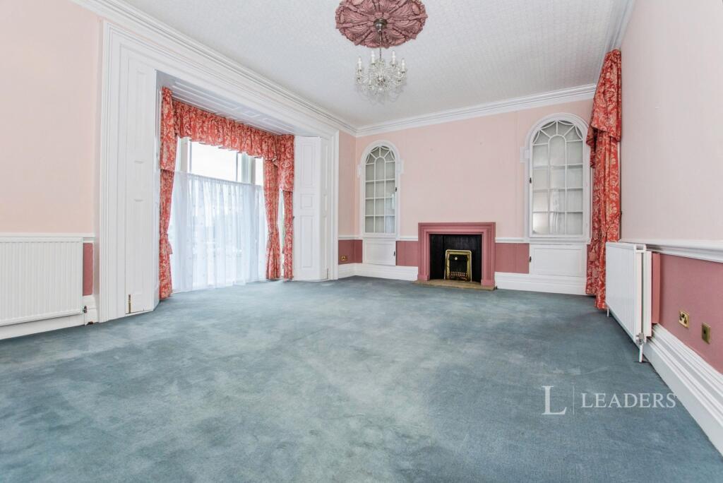 Main image of property: South Square, Boston, PE21