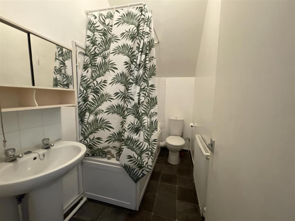 Main image of property: Sydenham Road - Ground Fl, Bristol, BS6