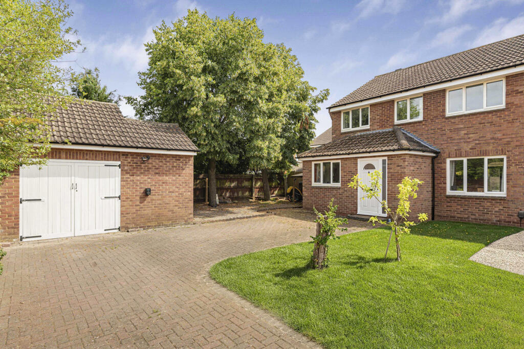 Main image of property: Otwell Close, Abingdon, OX14
