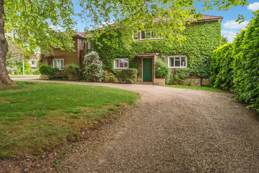 Main image of property: Kidmore Lane, Sonning Common, RG4