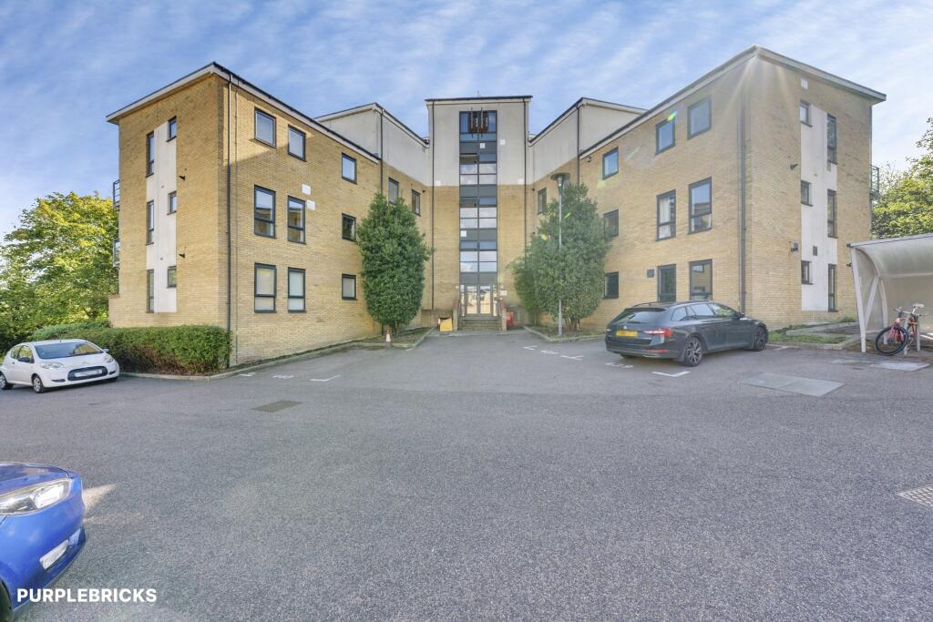 Main image of property: Fieldfare Lane, Greenhithe, DA9