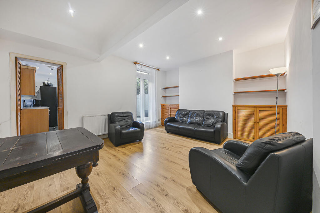 Main image of property: Large One double bedroom flat Queenstown Road, London