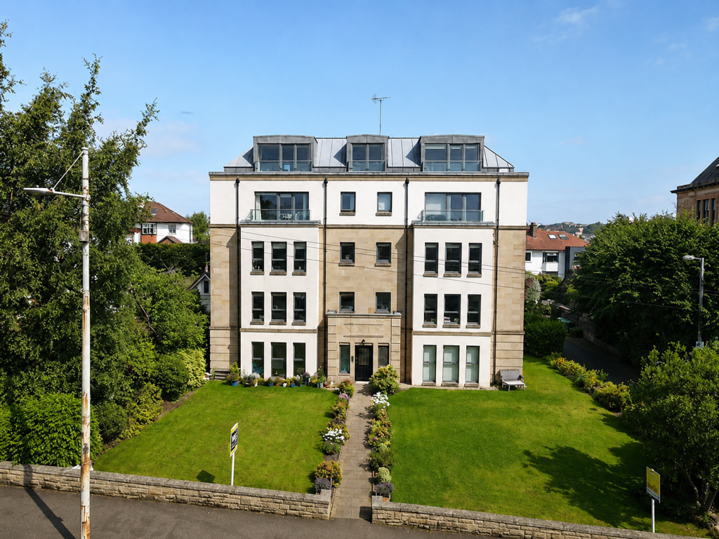 Main image of property: 2/1, 29 Winton Drive, Kelvinside, Glasgow G12 0PZ