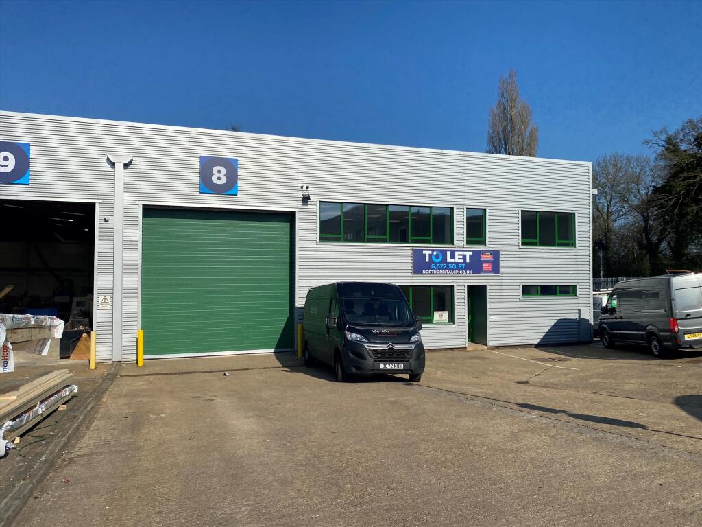 Main image of property: Napsbury Lane, North Orbital Commercial Park, St. Albans, Hertfordshire, AL1 1XB