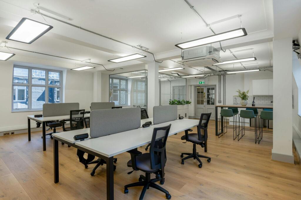 5th Floor Centre Right