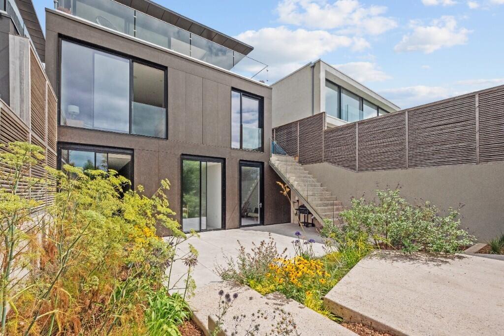 Main image of property: Partridge Walk, , Lilliput