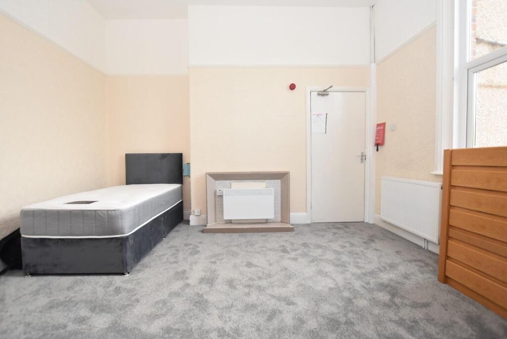 Main image of property: Flat 2 - 26 Gladstone Road, Chesterfield, Derbyshire