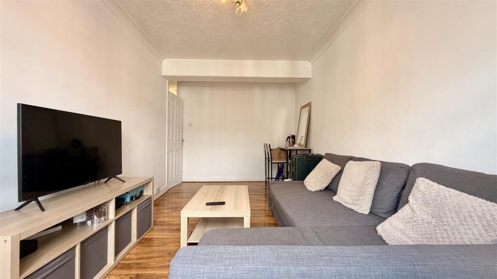 Main image of property: High Street, Cheam