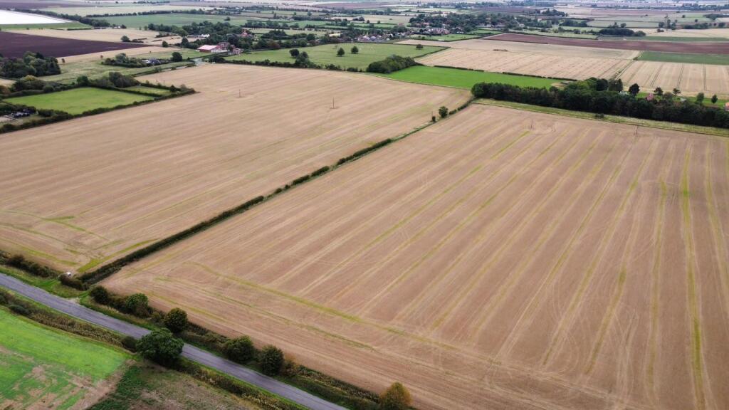 Main image of property: Arable land at Pear Tree Lane, Covenham St Bartholomew, Louth