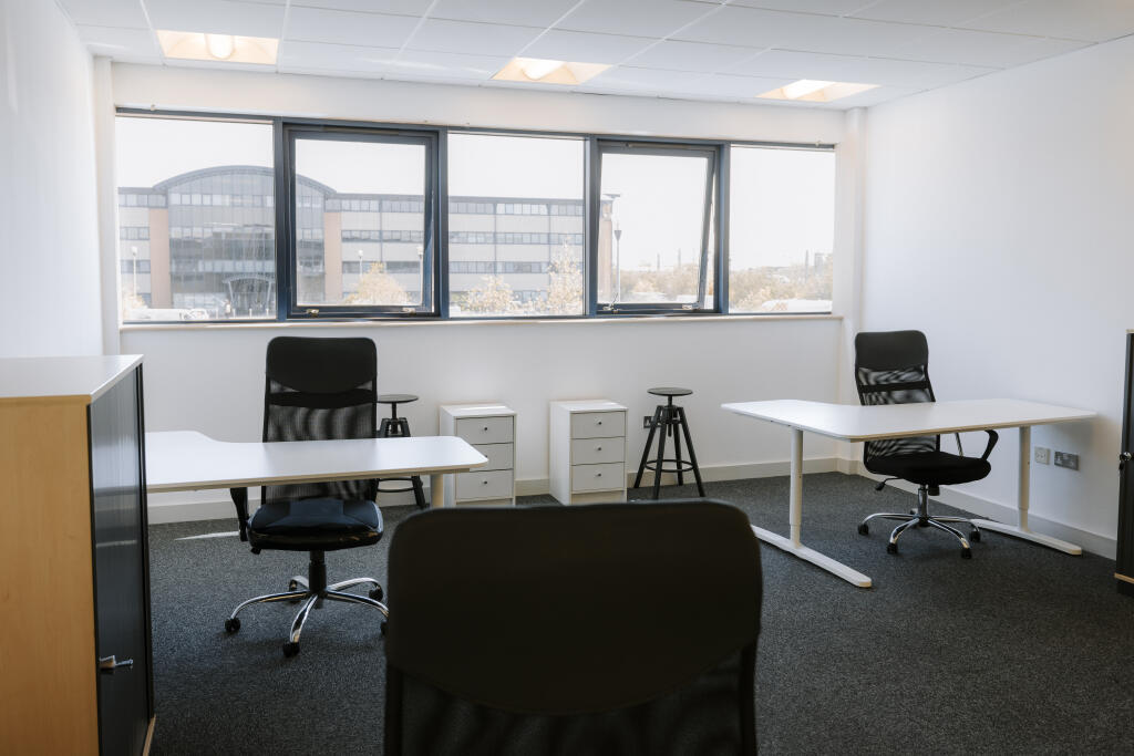 500 sqft office