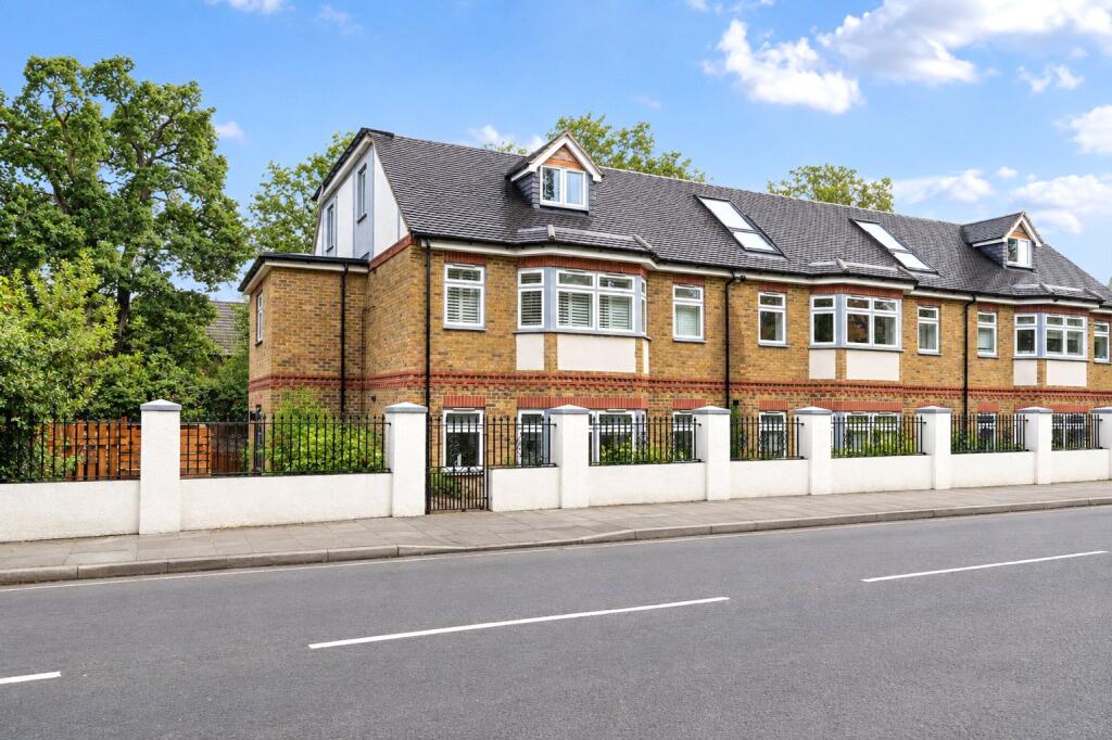 Main image of property: Fairway Heights, Minley Road, Fleet, Hampshire, GU51