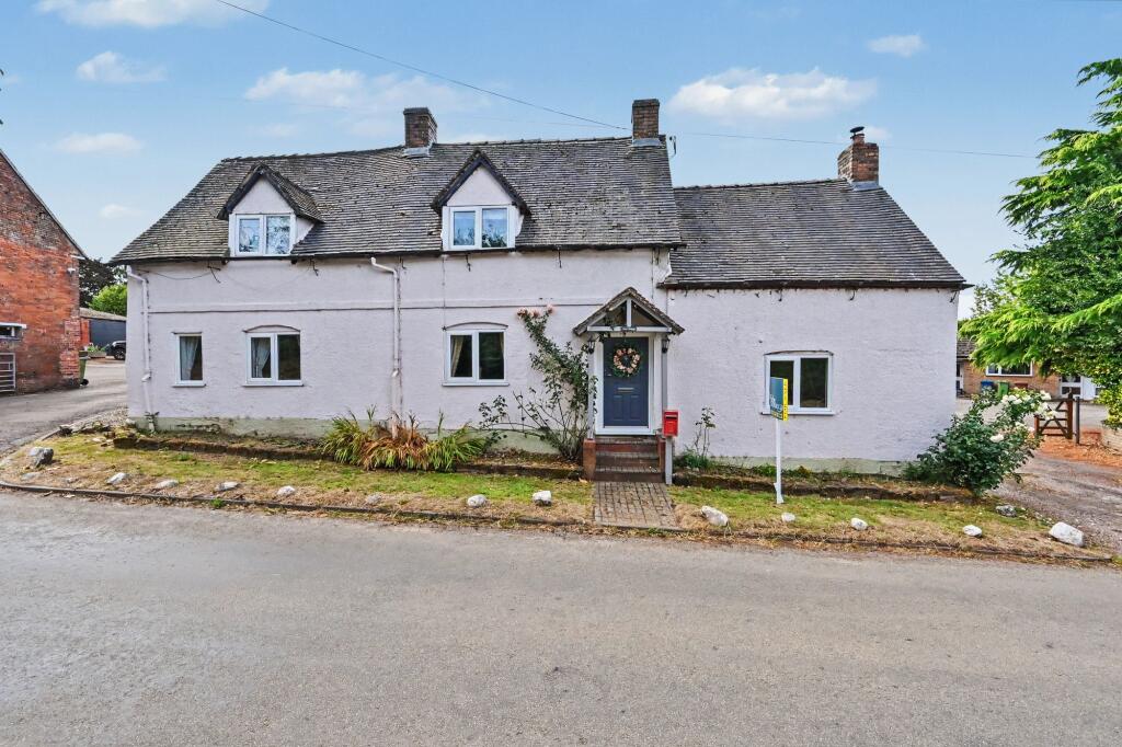 Main image of property: Whitgreave Lane, Whitgreave, ST18