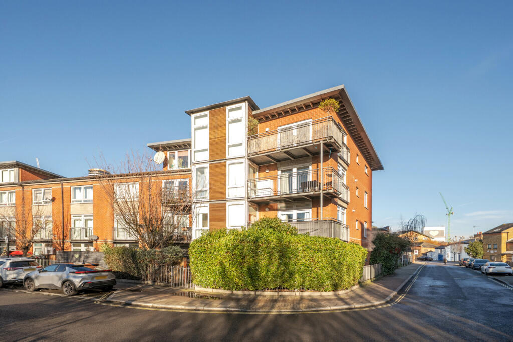 Main image of property: Hunt Close, Holland Park, London, W11