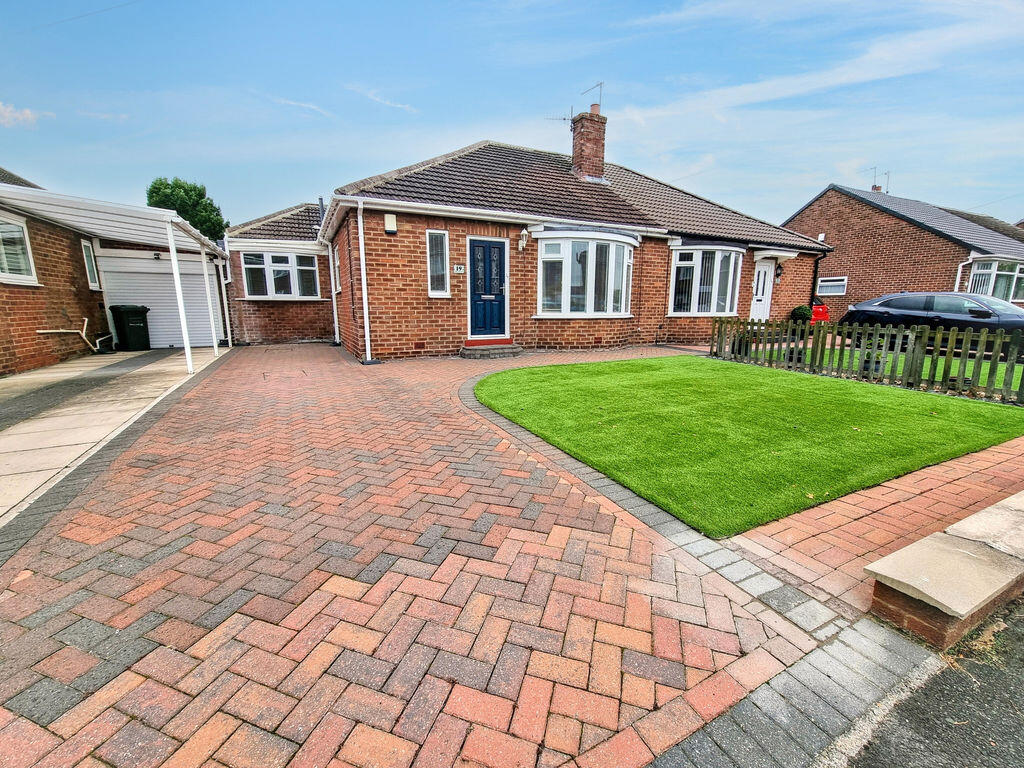 Main image of property: Horwood Avenue, Hillheads Estate