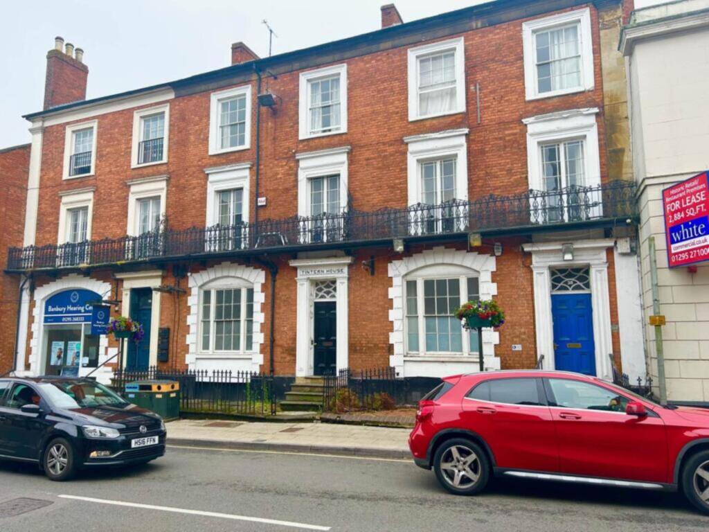 Main image of property: High Street, Banbury