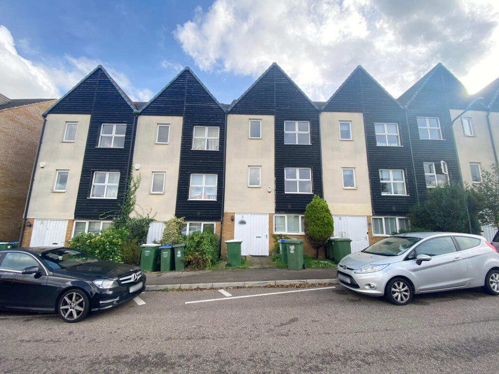 Main image of property: Cloudeseley Close, Sidcup, DA14
