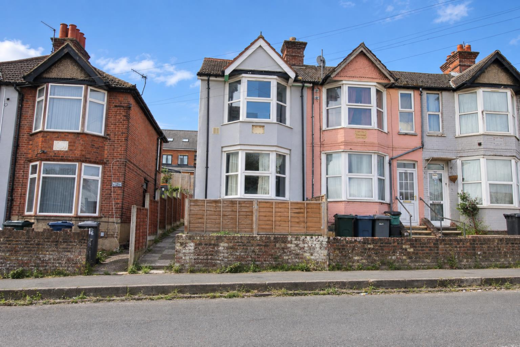 Main image of property: Dashwood Avenue, High Wycombe
