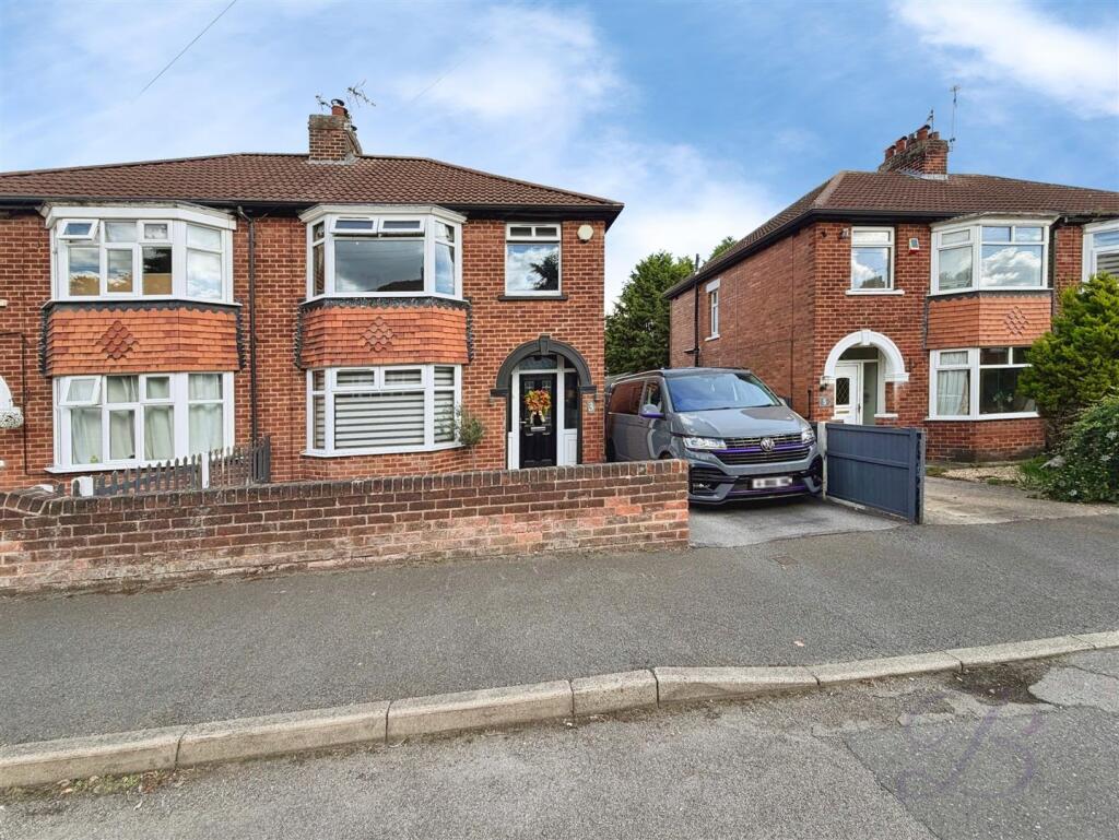 Main image of property: Harewood Avenue, Retford