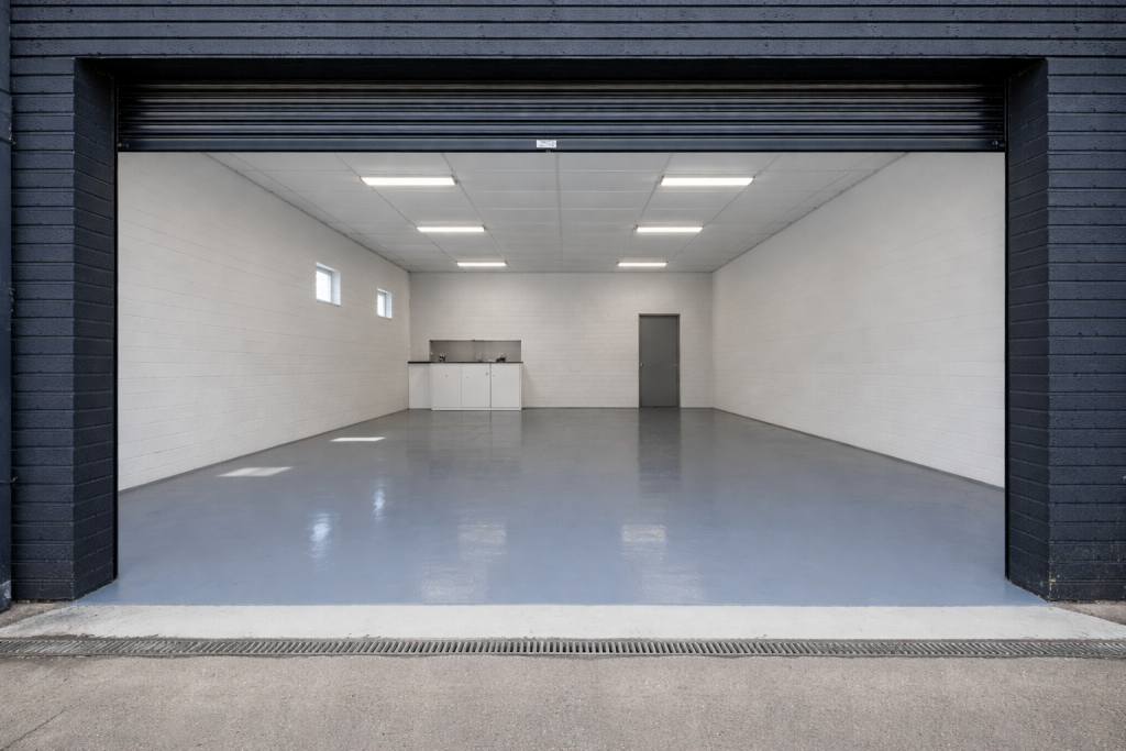 Roller shutters &amp; yard