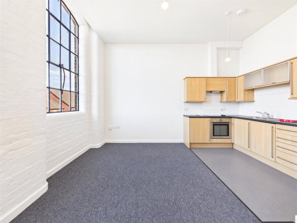 Main image of property: Egypt Road, Nottingham, Nottinghamshire, NG7