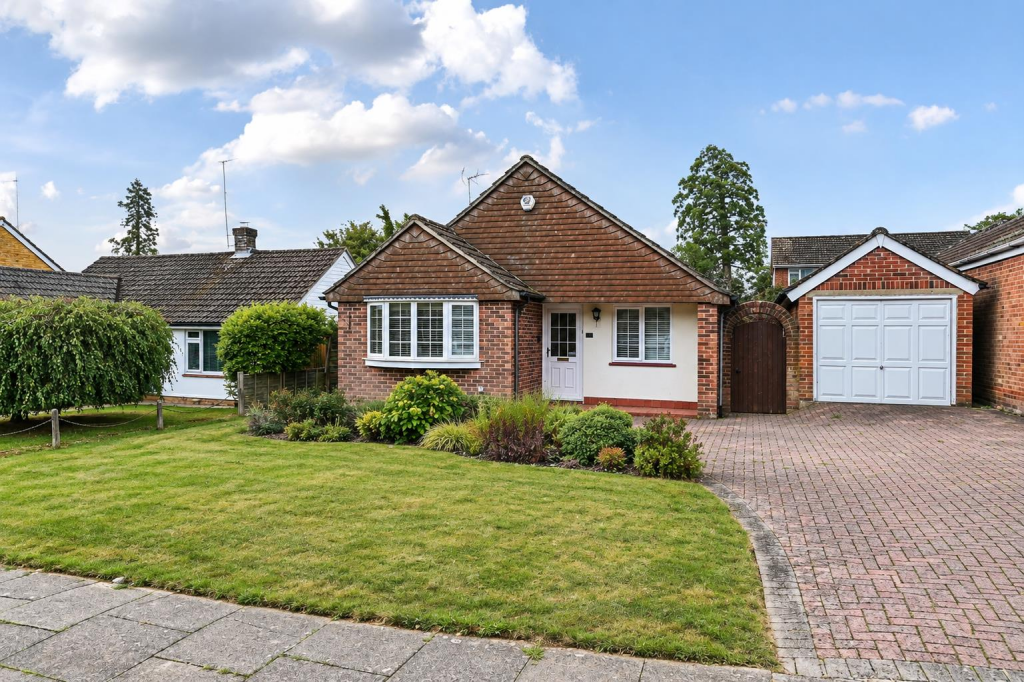 Main image of property: Foyle Park, Basingstoke