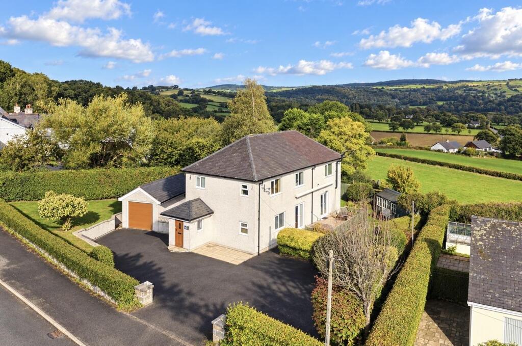 Main image of property: Tyn Y Groes