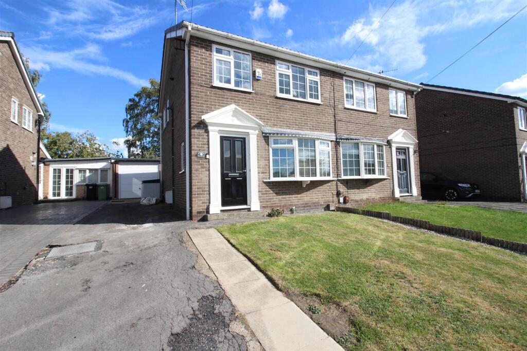 Main image of property: Moorgate Avenue, Kippax, Leeds