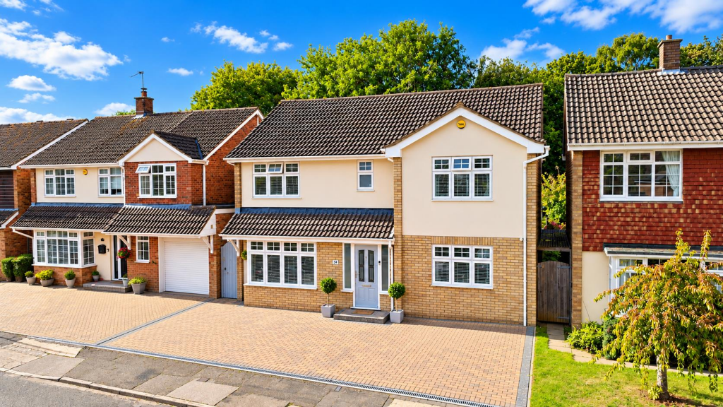 Main image of property: Leverstock Green, Hemel Hempstead, HP3