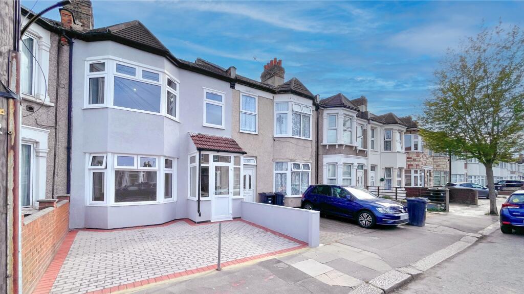 Main image of property: Kingston Road, Ilford, IG1