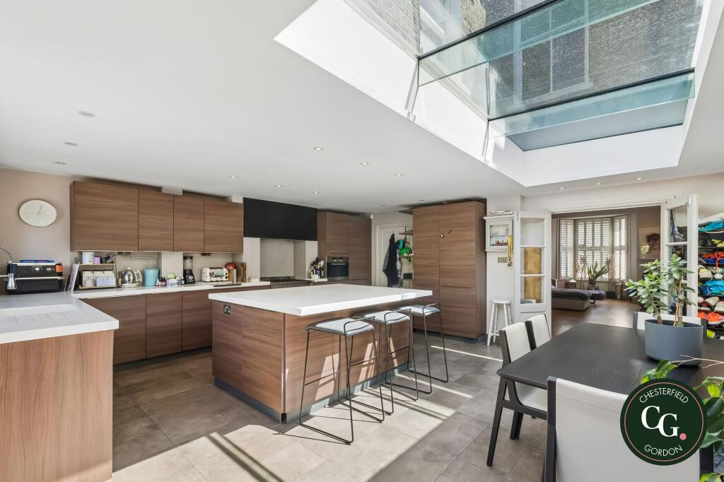 Main image of property: Eglantine Road, London, SW18