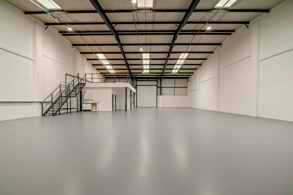8641739-interior13-800.jpg