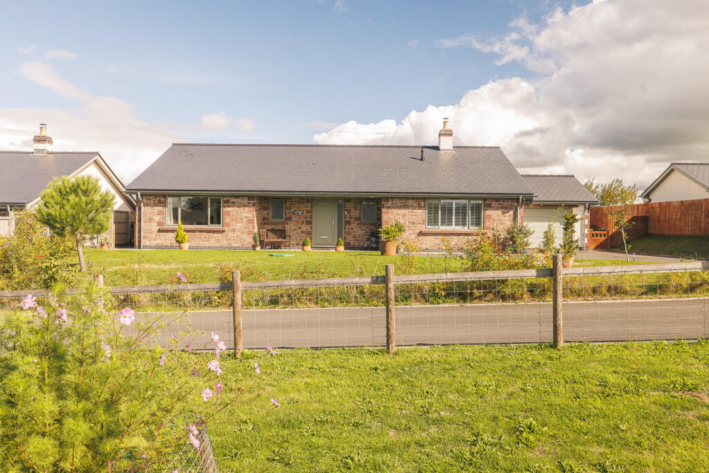 Main image of property: Orchard Close, Glewstone, Ross-on-Wye, Herefordshire, HR9