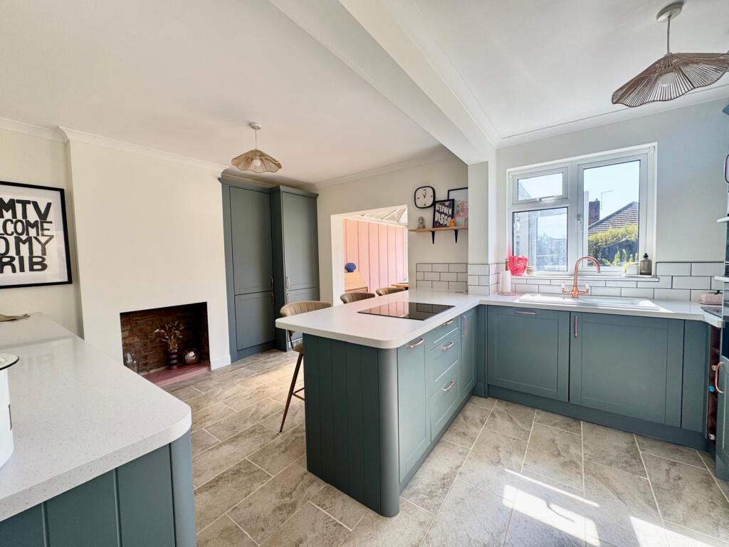 Main image of property: Colville Road, Lowestoft, NR33 9QY