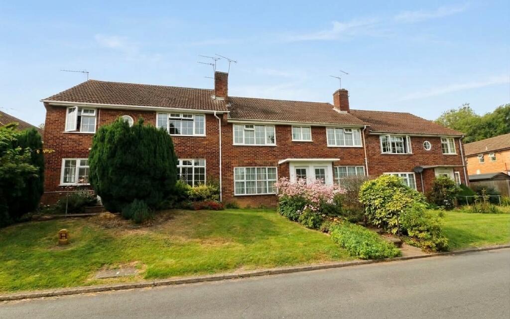 Main image of property: Digswell Rise, Welwyn Garden City, AL8