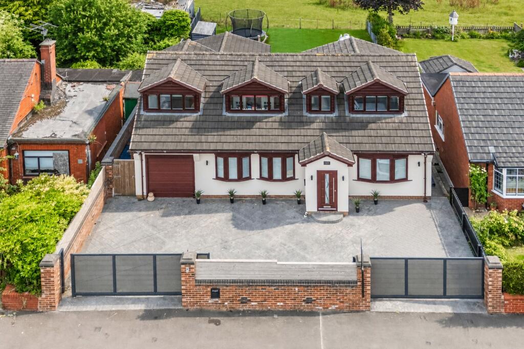 Main image of property: Latham Lane, Orrell, WN5