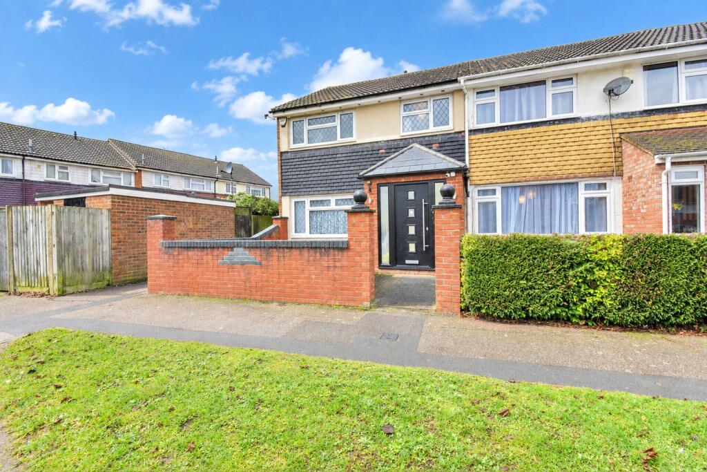 Main image of property: Nottingham Close, Watford, Hertfordshire, WD25