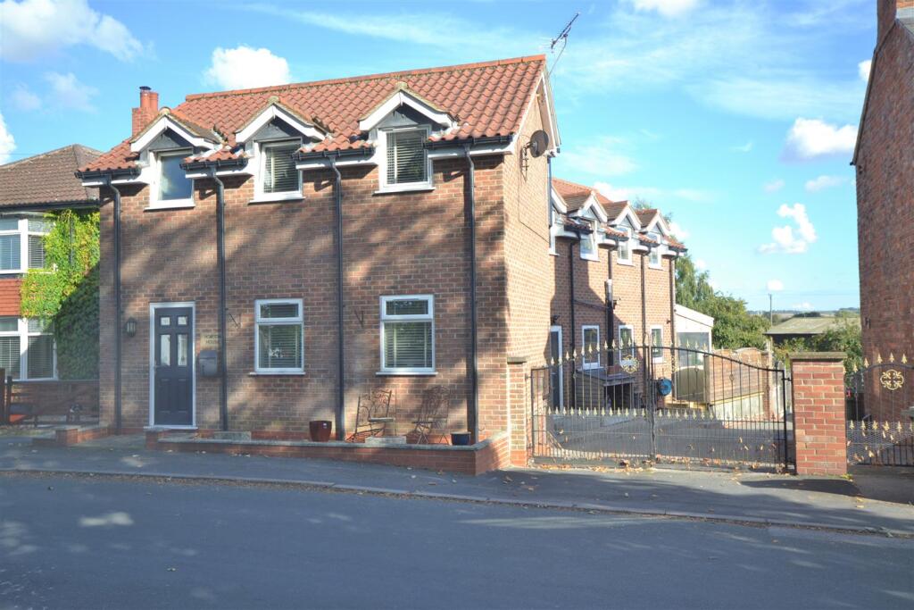 Main image of property: Town Street, Shiptonthorpe, York