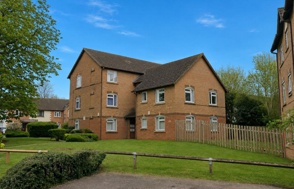 Main image of property: Kingsmead, Northampton, NN2